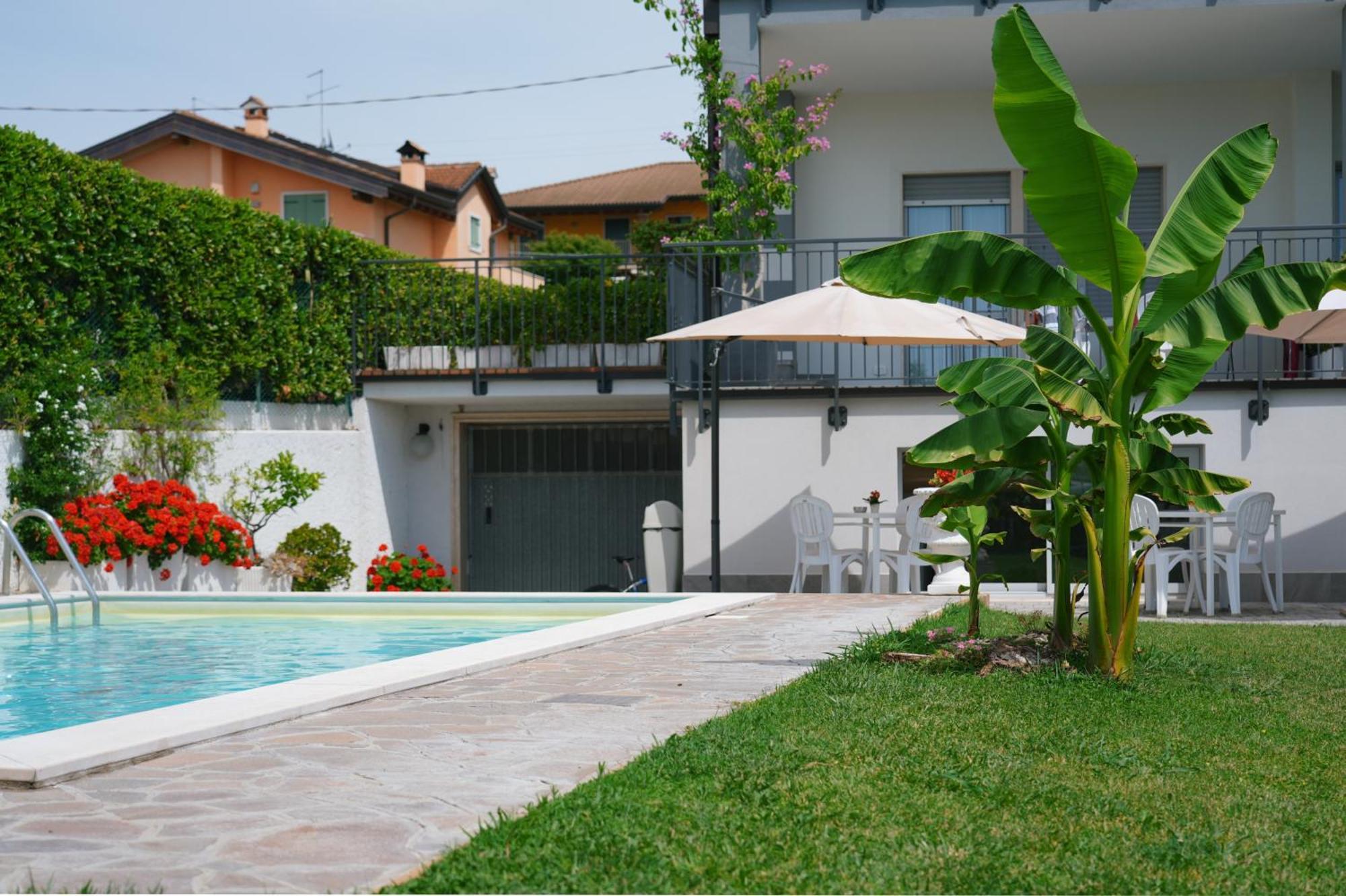 Appartamenti Da Mirella Lazise Exterior foto